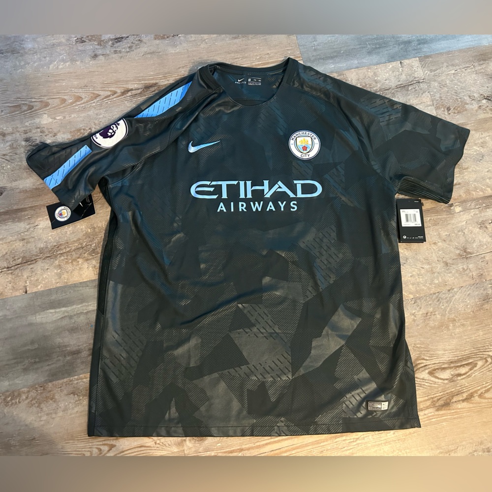 Nike 2017-18 Manchester City third shirt with Kevin De Bruyne #17